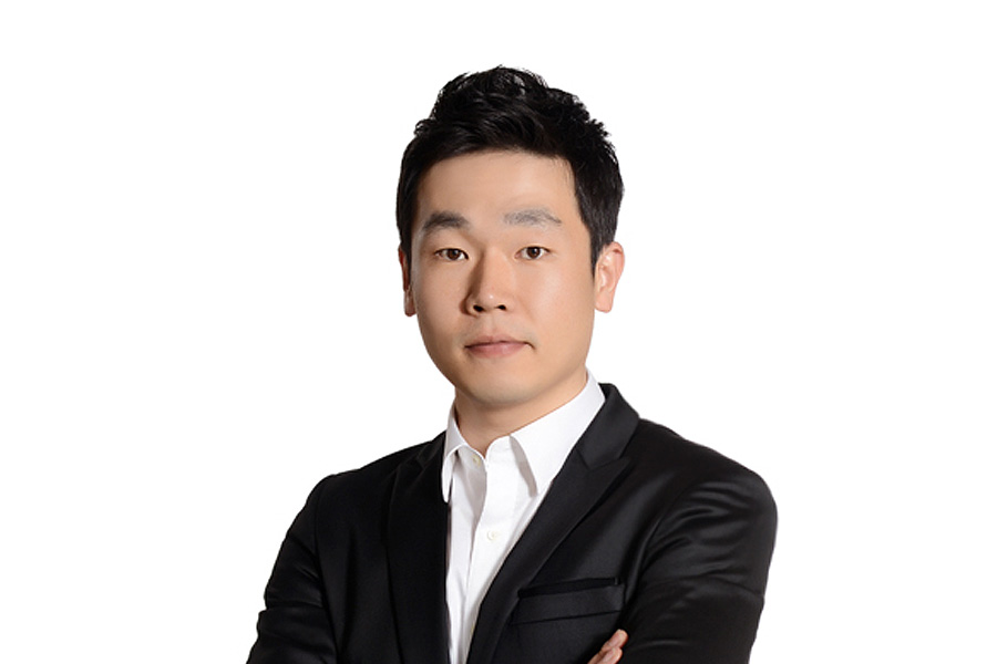 speaker Bio image