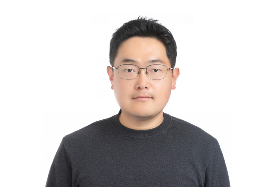 speaker Bio image